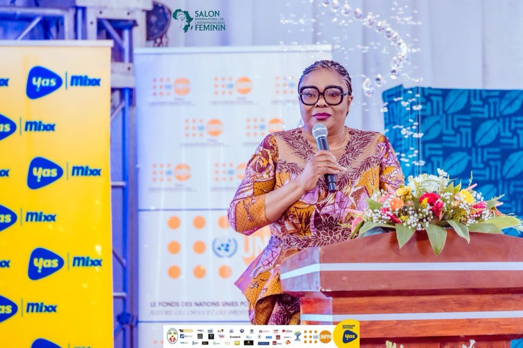 Dr Kayi Dogbé donne une nouvelle dimension à l’entrepreneuriat féminin en Afrique - Premiers sur les infos | Matin Libre