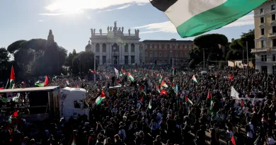 A Rome, une impressionnante marée humaine défile pour Gaza et contre Meloni