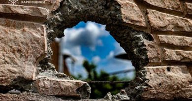 Guerre en Ukraine : Un mort et onze blessés dans des frappes russes sur la région de Kherson