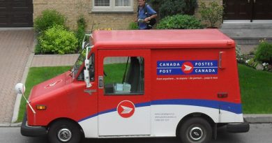 L'accent des autres - Le service postal à l'arrêt au Canada paralysé par une grève nationale