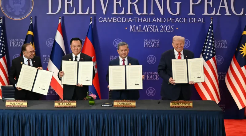 Le Cambodge et la Thaïlande signent un accord de cessez-le-feu, sous l’égide de Trump