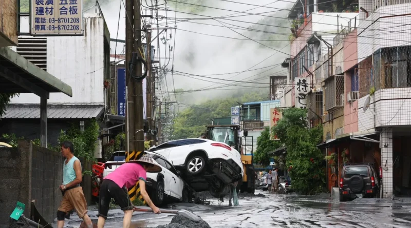 Le typhon Ragasa fait 14 morts à Taïwan, le sud de la Chine en alerte