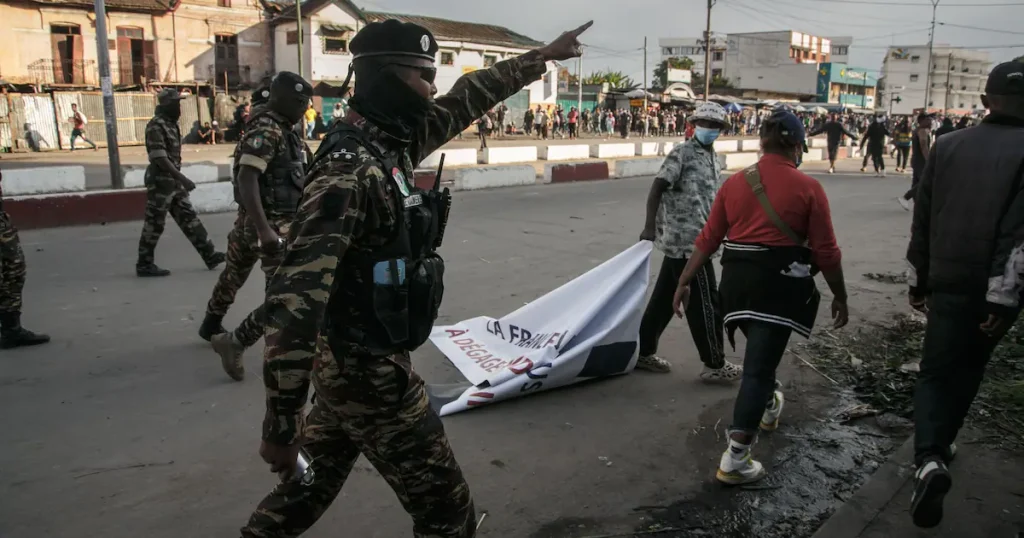 Manifestations à Madagascar : le président Andry Rajoelina dénonce une tentative de «coup d’Etat»