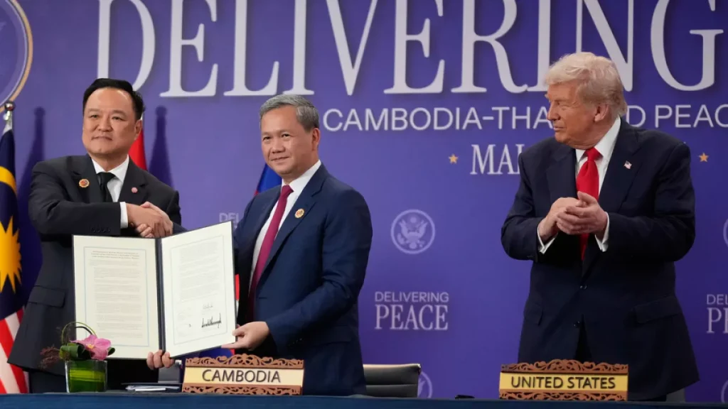 Un accord de paix "historique" entre la Thaïlande et le Cambodge, sous l'égide de Trump