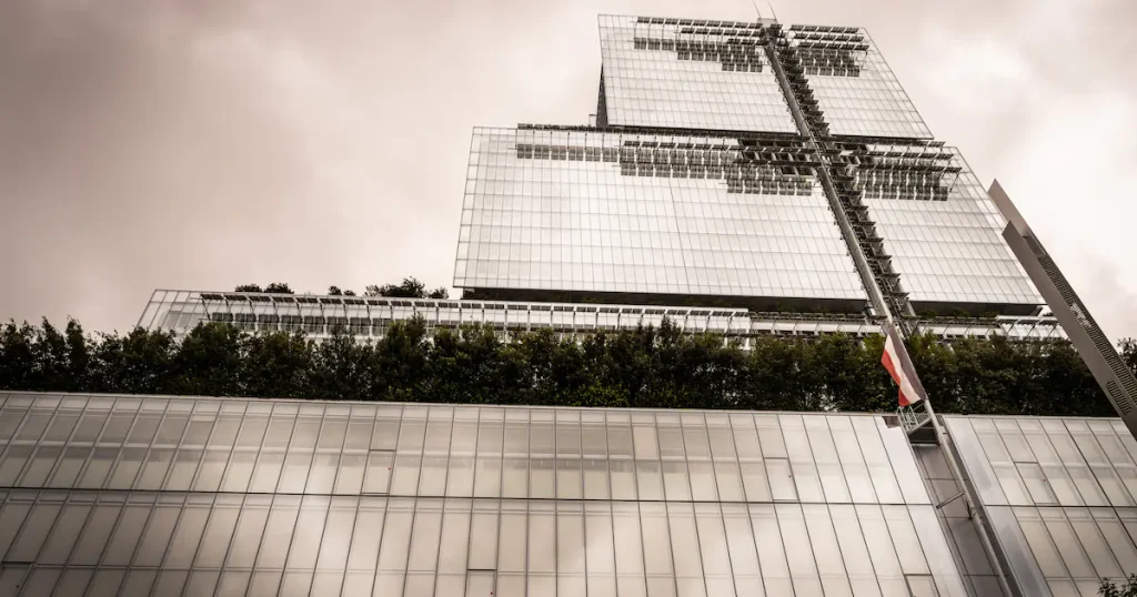 Une Française revenant de Syrie renvoyée aux assises dans un procès pour génocide