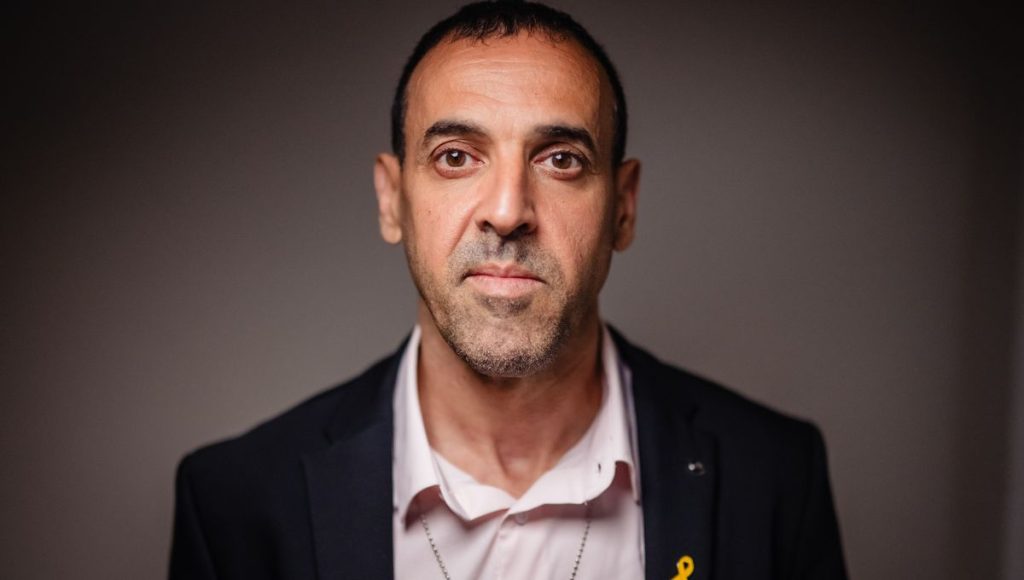 Eli Sharabi, ex-otage aux mains du Hamas : "J'ai choisi de parler pour que personne ne réécrive notre histoire"