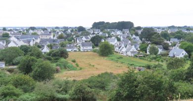 À Carnac, pourquoi le parking de l'ancien Mr Bricolage est fermé pendant 4 mois ?