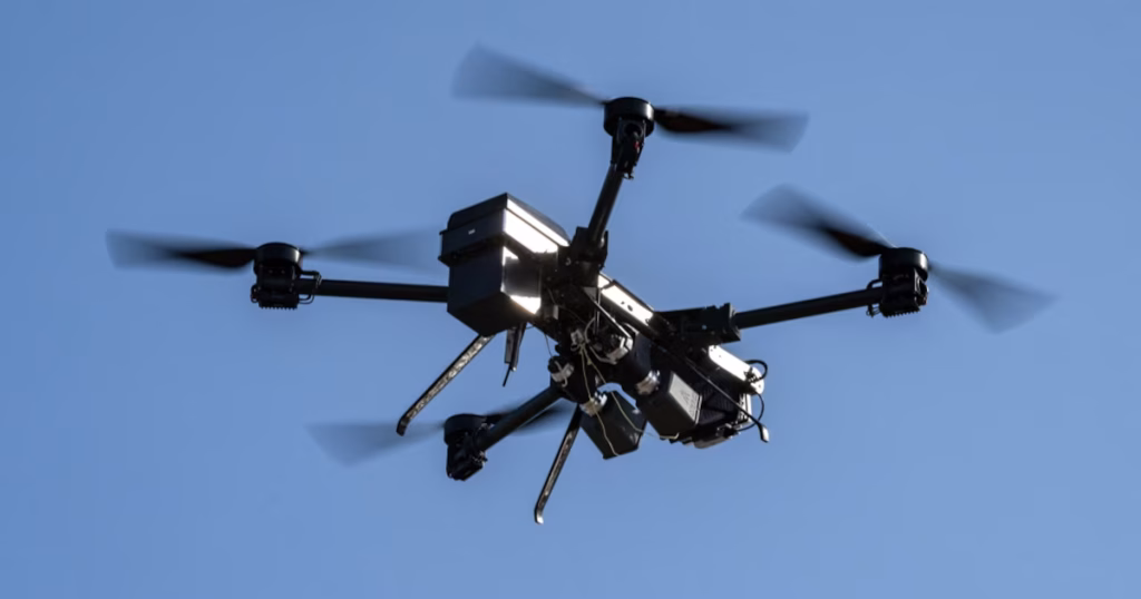 Intrusion de drones dans l'espace aérien : la police d'Anvers saisit deux appareils qui "présentaient un risque"