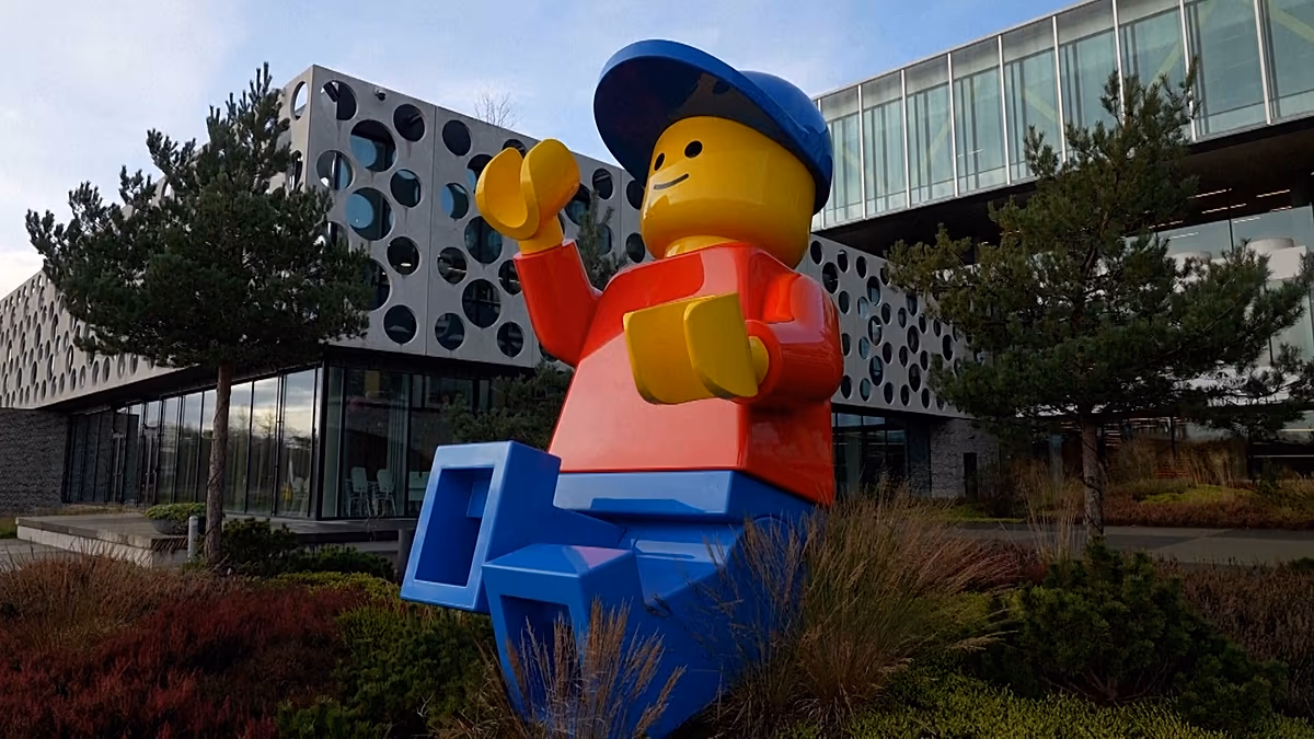 Vidéo. Effervescence au Danemark chez Lego pour Noël