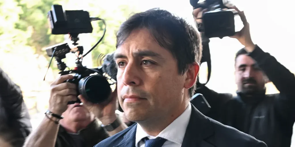 Trente mois de prison pour le médecin qui fournissait Matthew Perry en kétamine