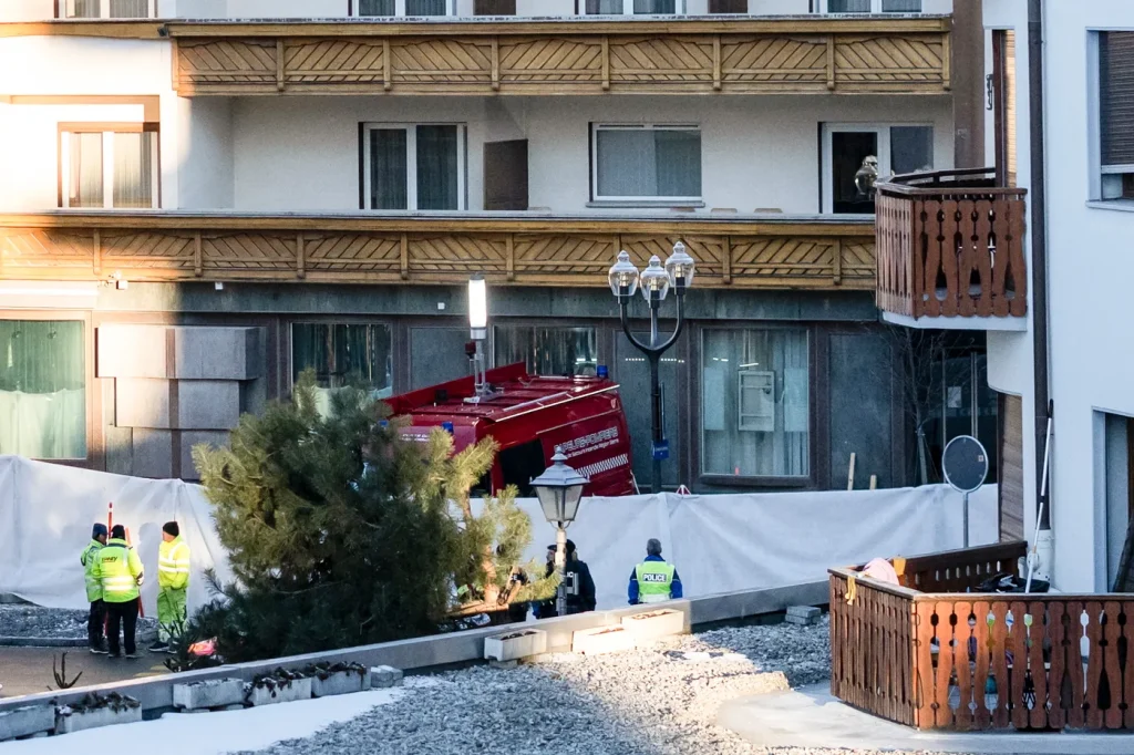 Suisse : l’incendie d’un bar de la station de Crans-Montana fait « une quarantaine » de morts